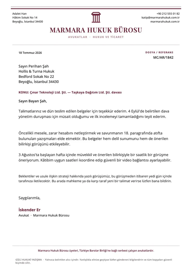 Geleneksel hukuk bürosu antetli kağıt şablonu